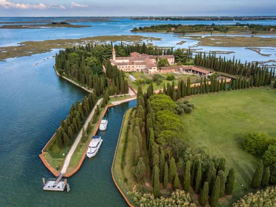 Isola San Francesco del Deserto